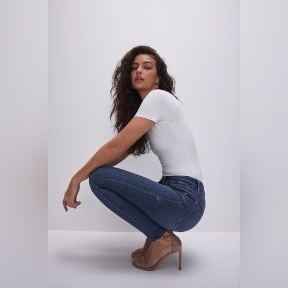 🆕 GOOD AMERICAN Good Legs Skinny Jeans - Picture 6 of 16